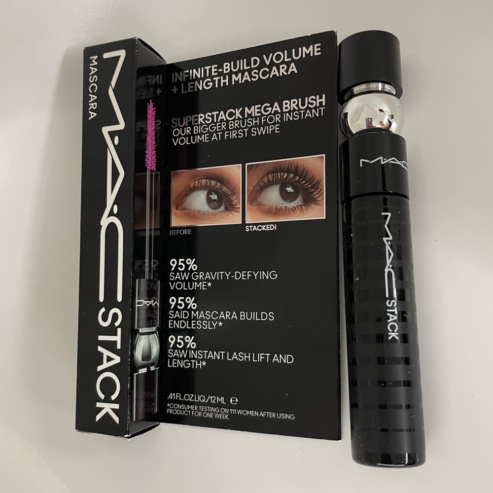 New MAC Stack Superstack Mega Brush Mascara
